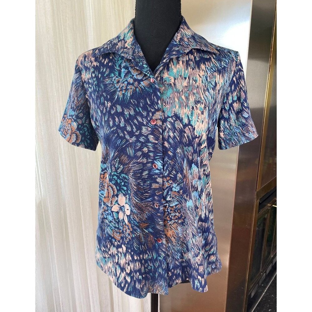 Vintage 70s top, blue, tan, pink abstract pattern, short sleeves blouse